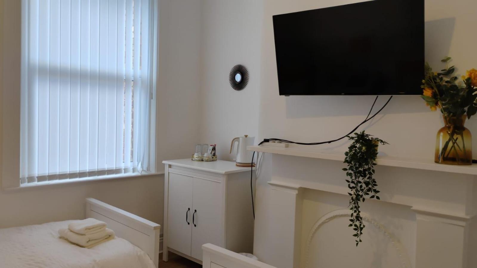 Charming Six Bedroom Townhouse Citystay Close To City Centre Liverpool Kültér fotó